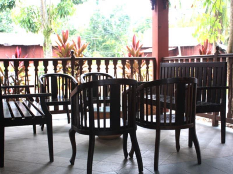 Green Village Pasir Salak Eco River Resort Kampung Gajah  Exterior foto